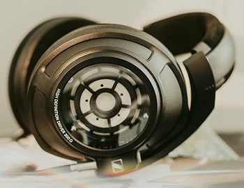 Sennheiser HD820 Headphones